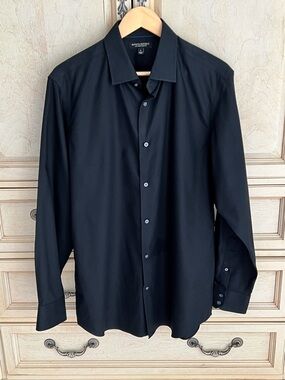 Banana Republic Men’s Black Dress Shirt - Classic Collared Button-Up Slim Fit
